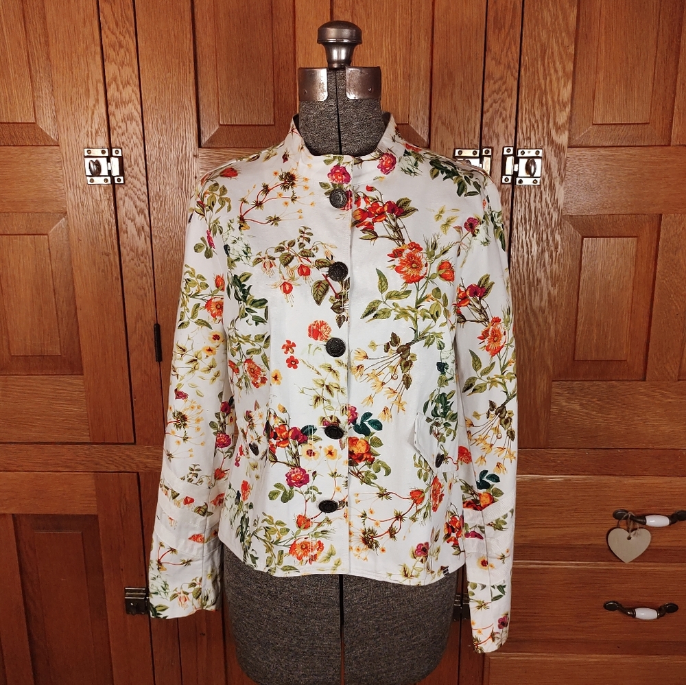 Disney Alice Through the Looking Glass white floral canvas ruffle tail blazer